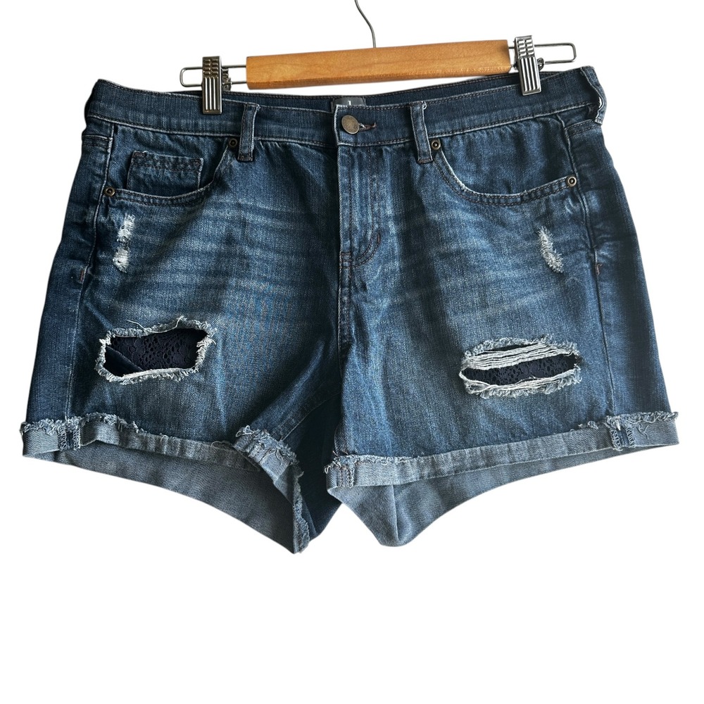Soho‎ Jeans Denim Shorts Ripped Distressed Cuffed Casual Size 10 NWOT Festival